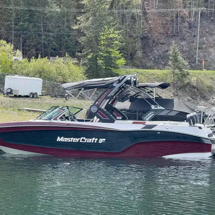 2024 Mastercraft XT24