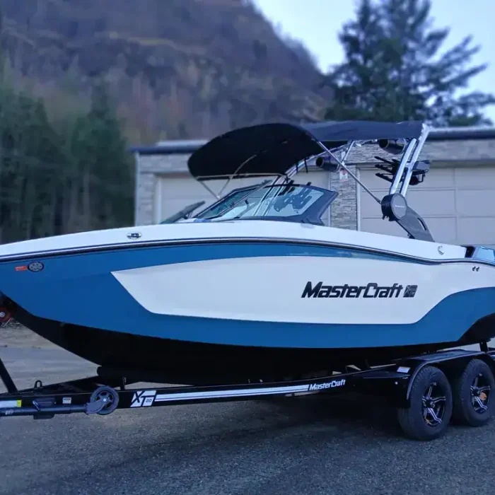2025 Mastercraft XT20